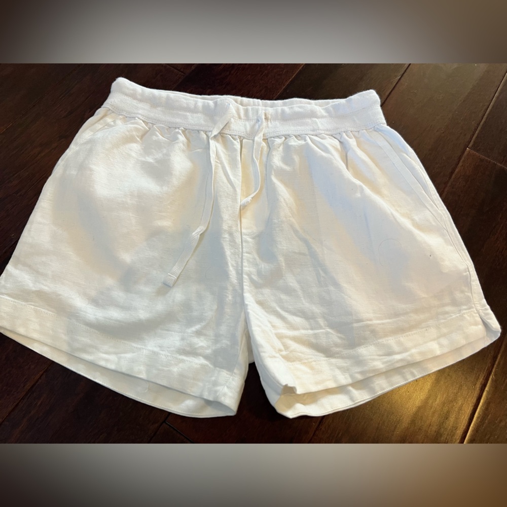 Elan White Linen Short